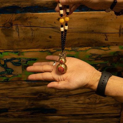 Fengšui talismanas – pakabukas Turto dievas
