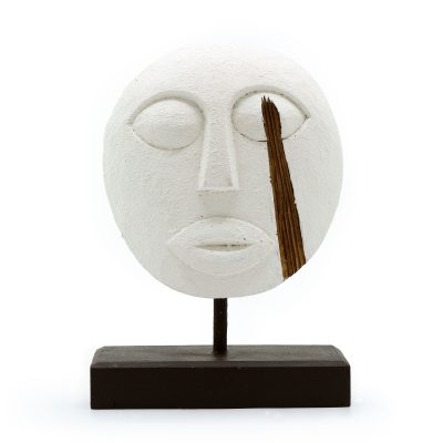 Dekoratyvinė Timoro genties kaukė – balta 27 × 20 cm