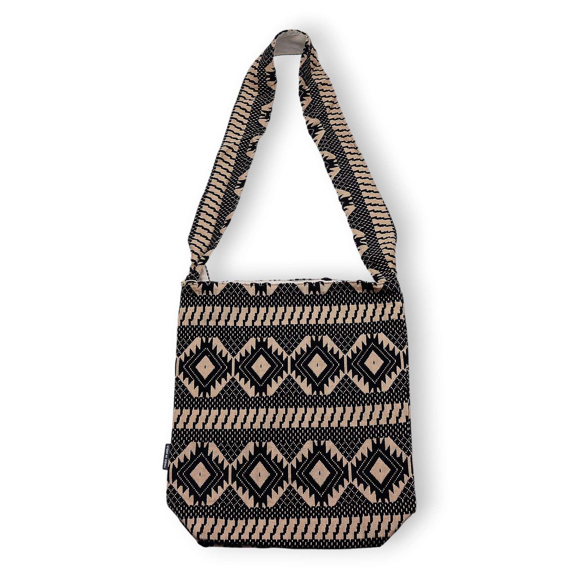 Žakardinė natūralaus audinio rankinė Desert Loom – Nomad Carryall Žakardinė natūralaus audinio rankinė Desert Loom – Nomad Carryall